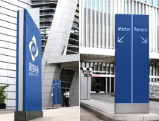 ��������F